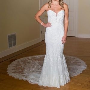 Pronovias Ermin wedding gown
